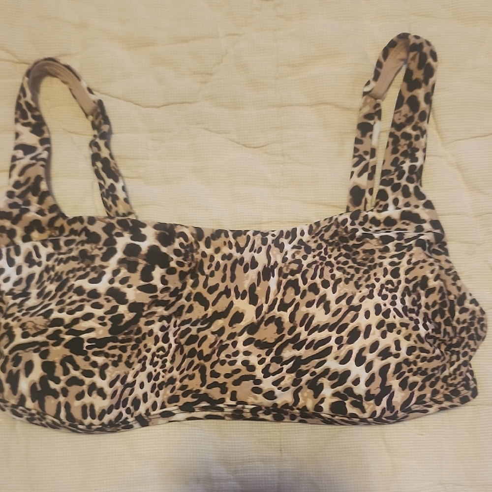Kona Sol Brand Leopard Print Women's Bikini Top Size Small